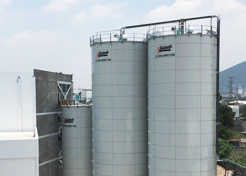 Three Laidig silos at Harinas Elizondo in Mexico City